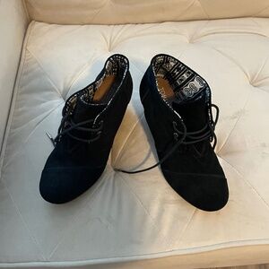 Toms Wedge Bootie
